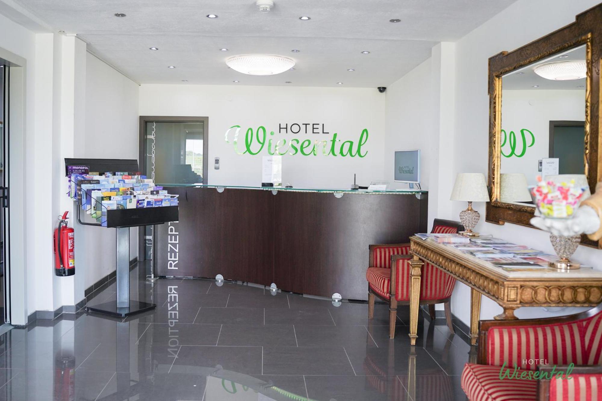 Hotel Wiesental Naehe Friedrichshafen Мекенбойрен Екстериор снимка